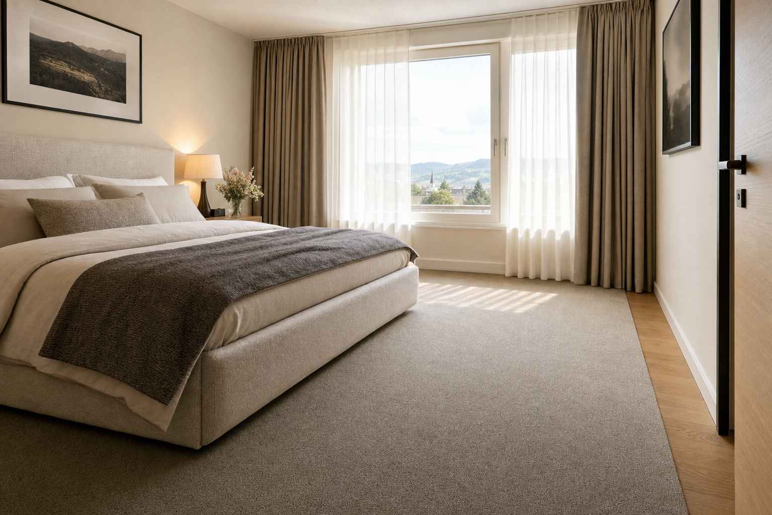 Teppichboden Herisau – Schlafzimmer Grau-Beige Schweizer Qualität