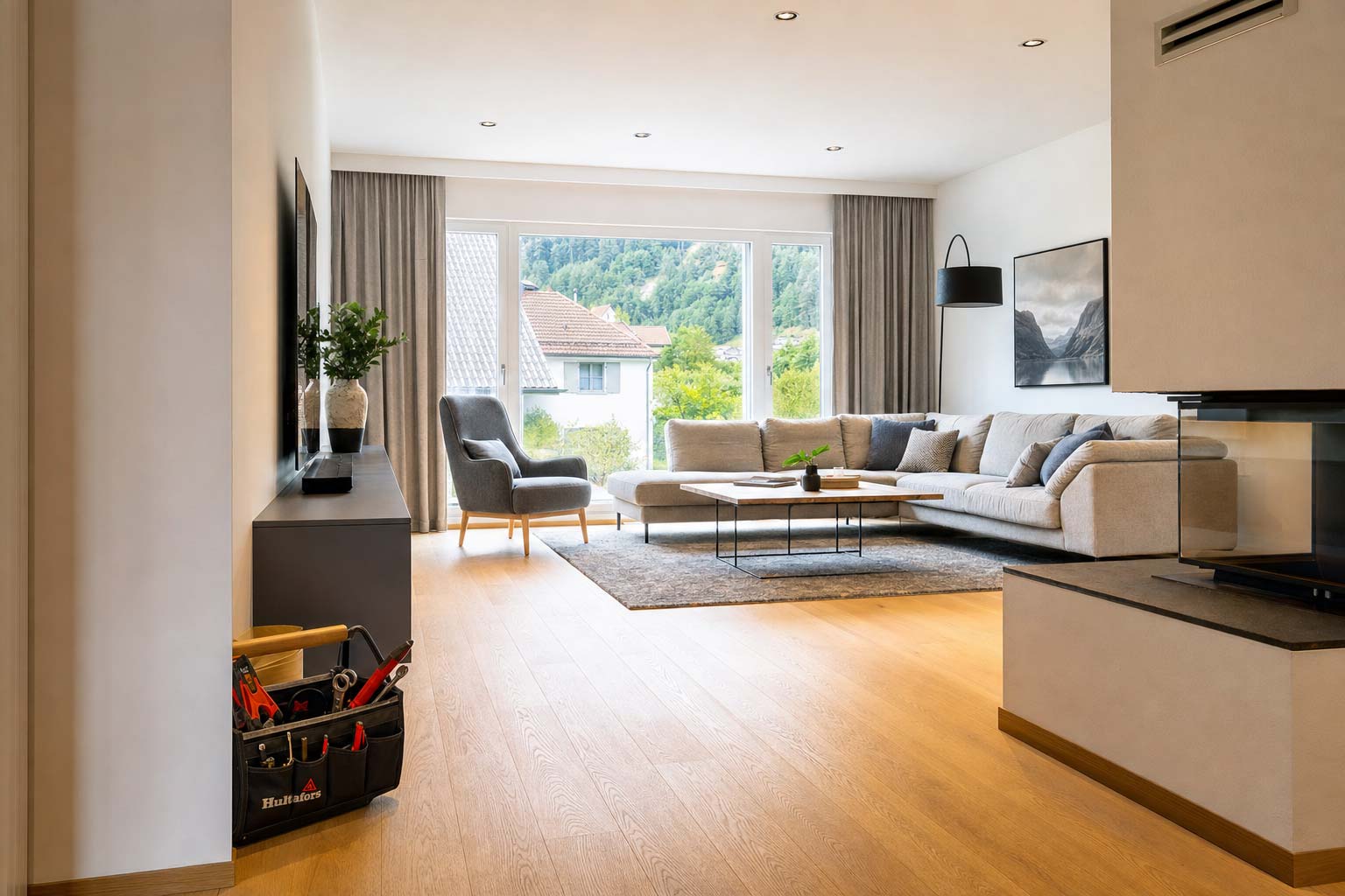 Bodenbeläge Steinach – elegantes Wohnzimmer Vinylboden Holzoptik